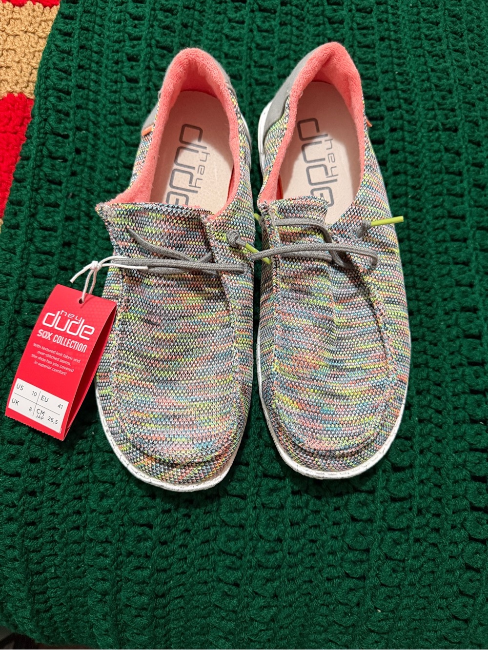 NWT WOMENS HEY DUDE SLIP ON SHOE***SOX COLLECTION**
SIZE:10